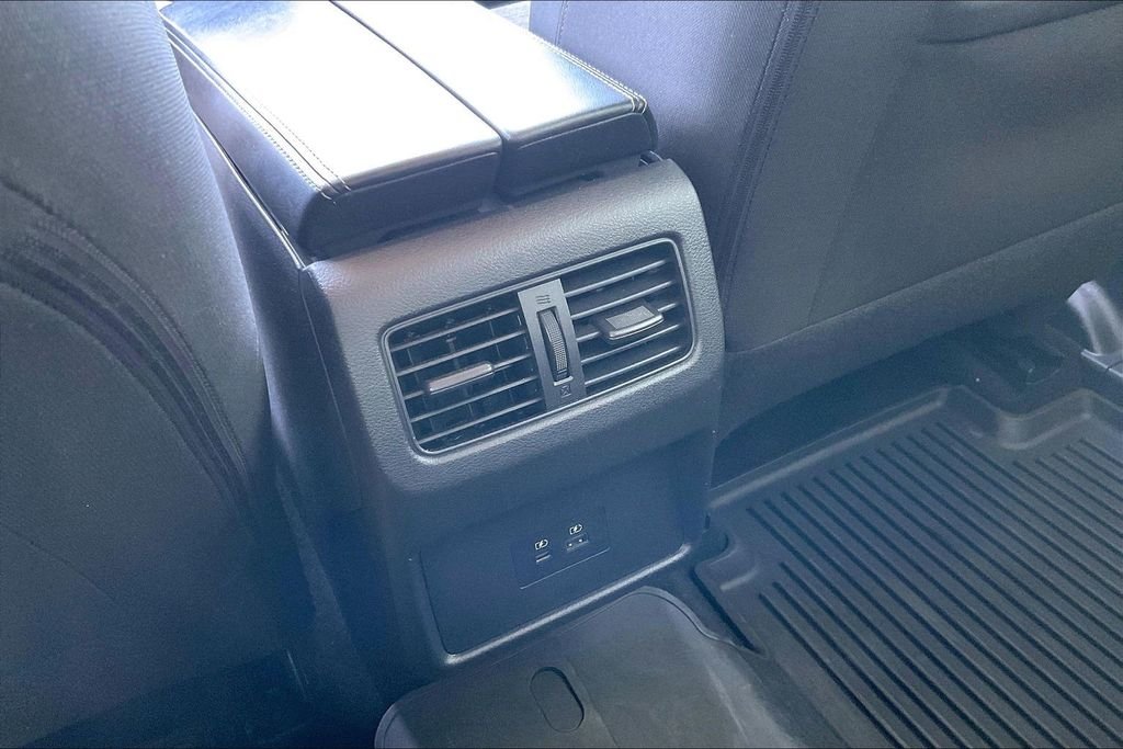 2023 Nissan Rogue SV - Photo 32