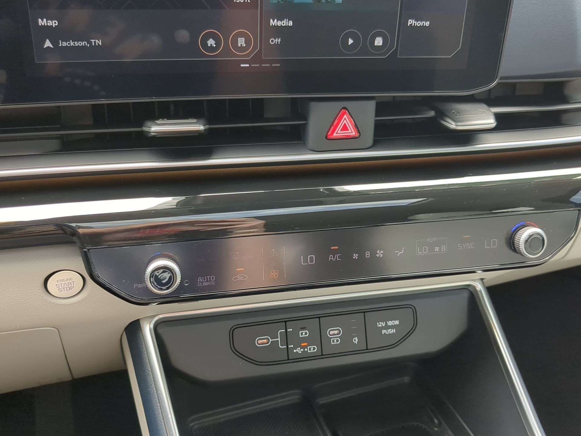 2025 Kia Carnival SX Prestige - Photo 18