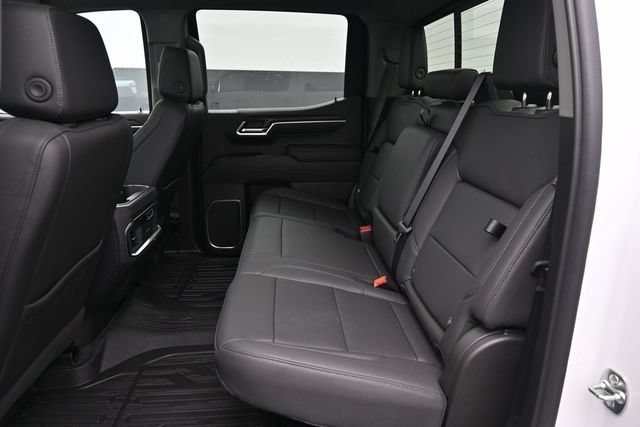 2026 GMC Sierra 1500 SLT - Photo 11