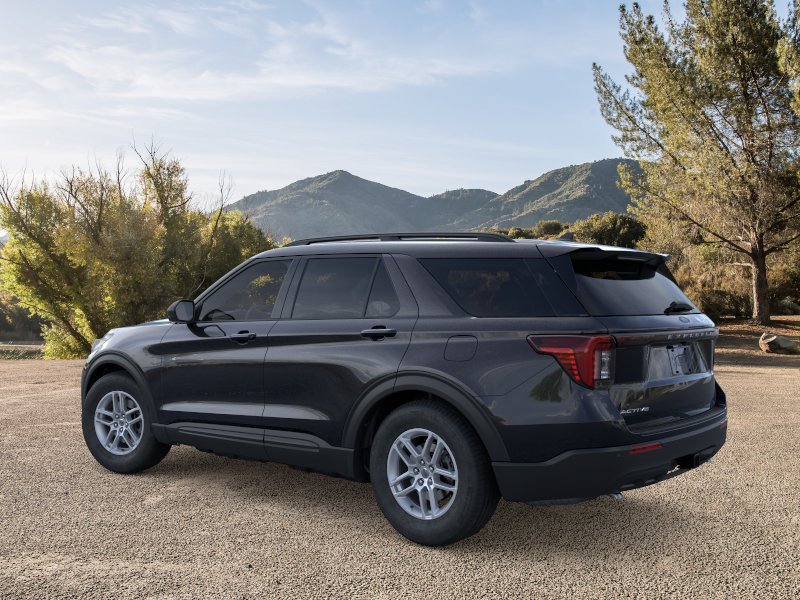 New 2026 Agate Black Metallic Ford Active image 4