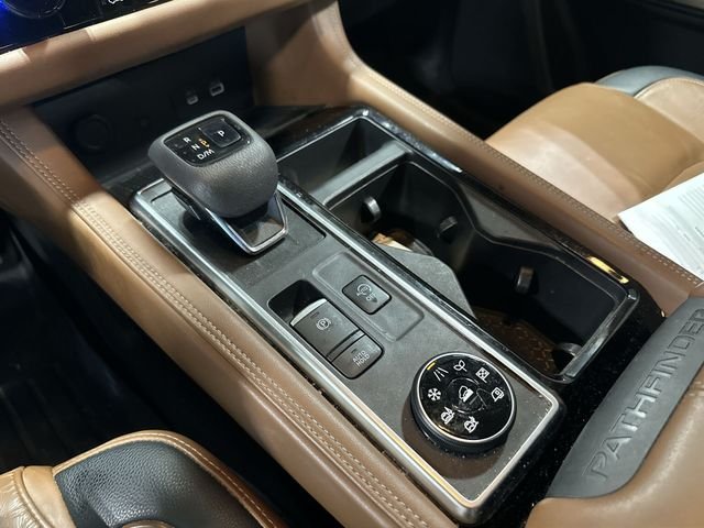 Used 2022 Gray Nissan Platinum image 27