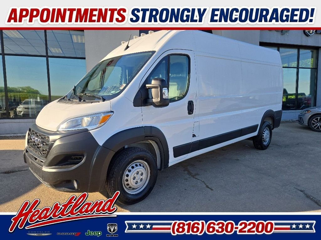Used 2025 White Ram High Roof image 3
