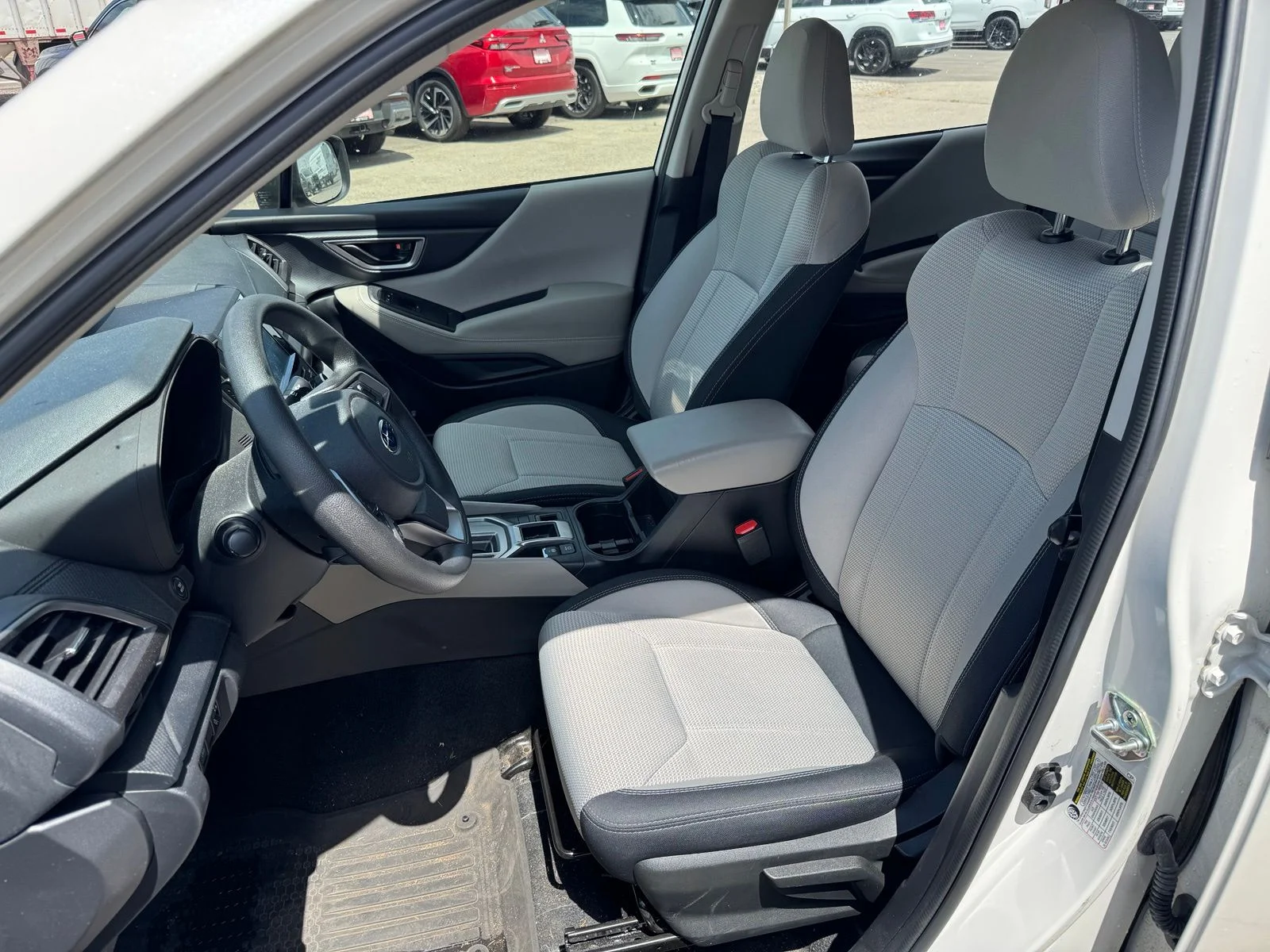 Used 2023 White Subaru Base image 6