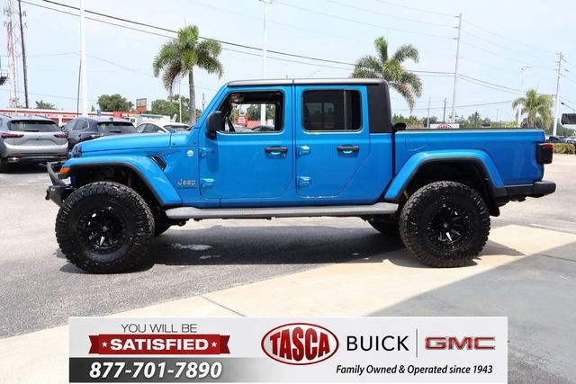 Used 2021  Jeep Overland image 5