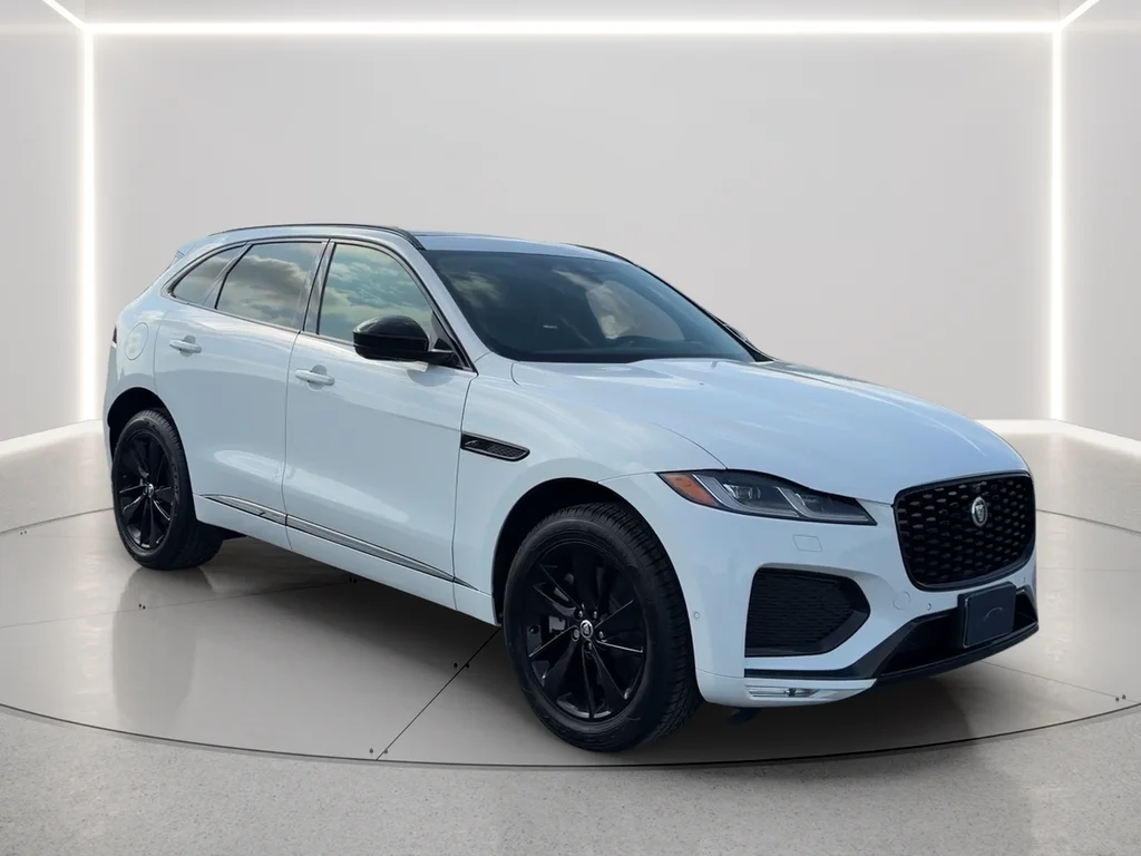 New 2026 Fuji White Jaguar P400 R-Dynamic S image 3