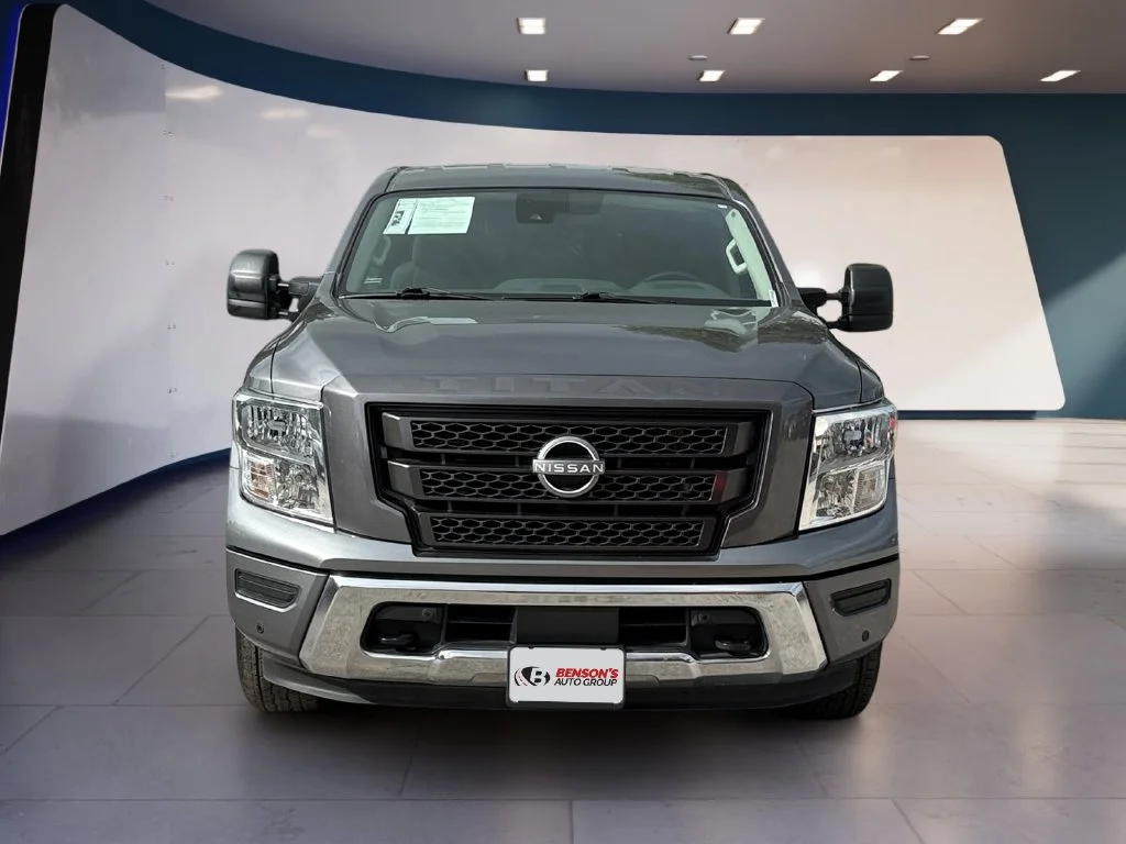 Used 2024 Gray Nissan SV image 8