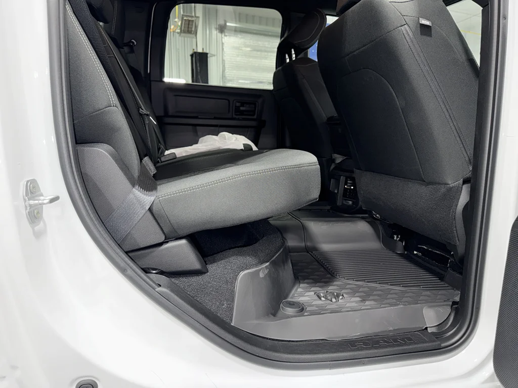 2025 RAM 2500 Tradesman - Photo 25
