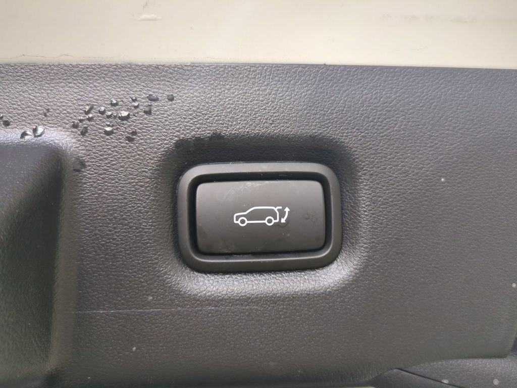 Used 2026 White Hyundai Limited image 15