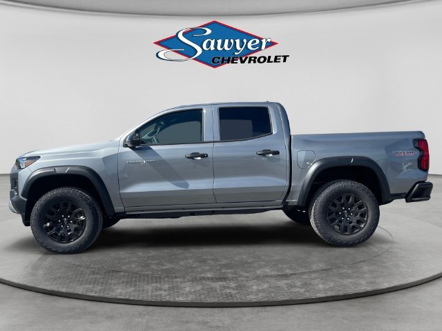 2026 Chevrolet Colorado Trail Boss - Photo 2