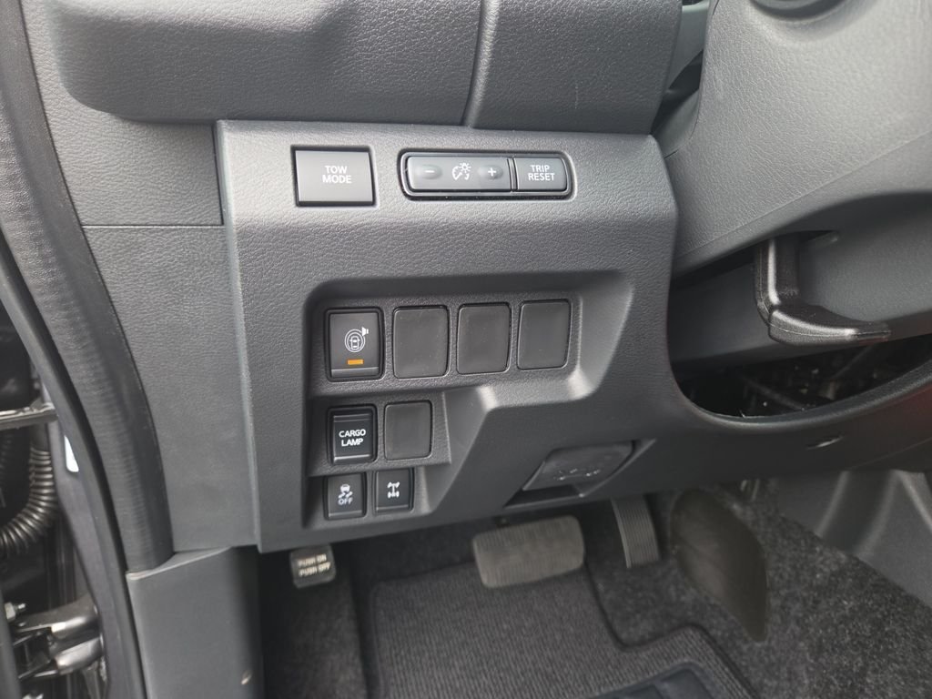 New 2026 Gun Metallic Nissan Crew Cab PRO-4X® image 10
