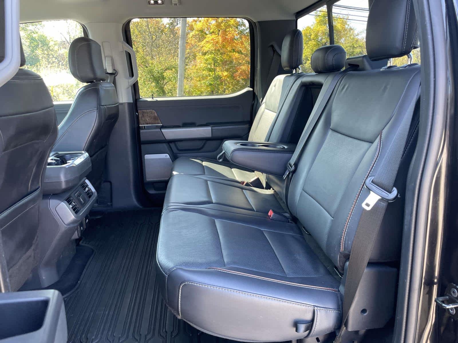 Used 2021 Agate Black Metallic Ford LARIAT image 24