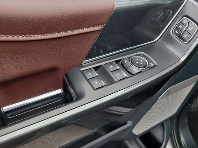 Used 2022 Gray Ford Lariat image 17