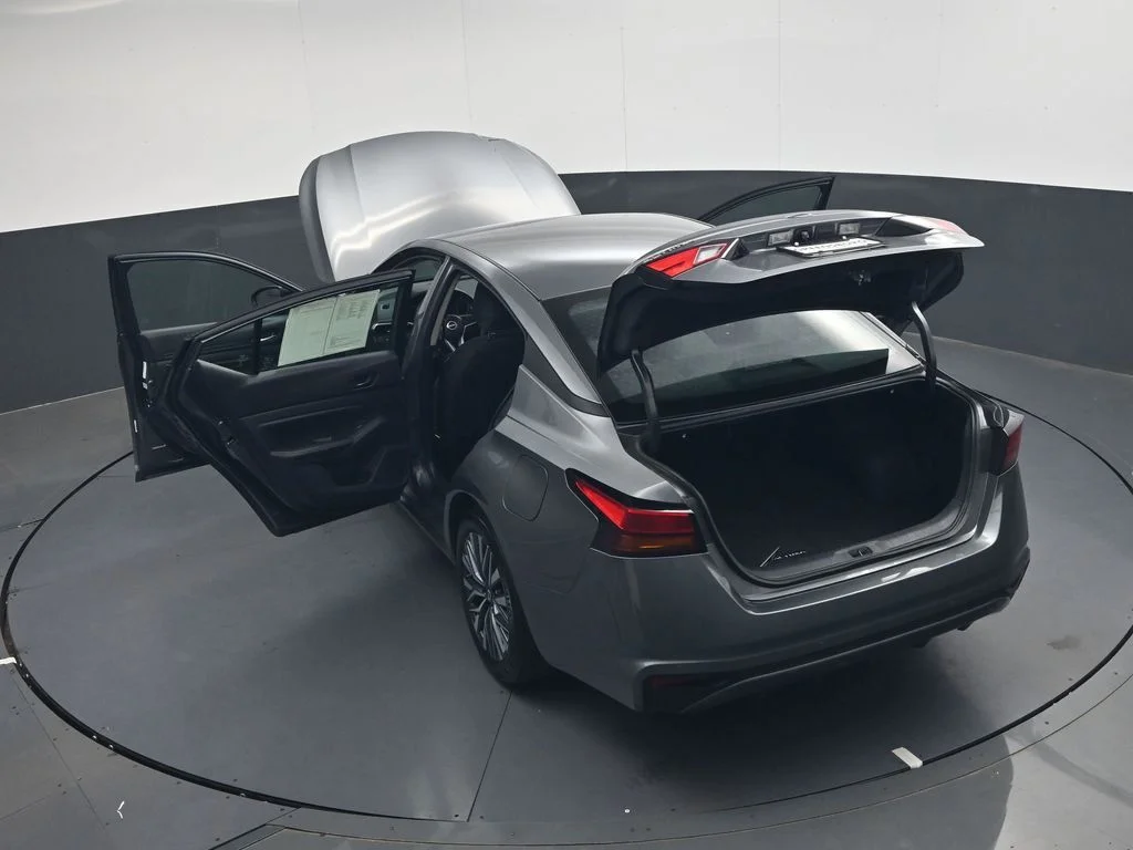 Used 2025 Gray Nissan 2.5 SV image 45