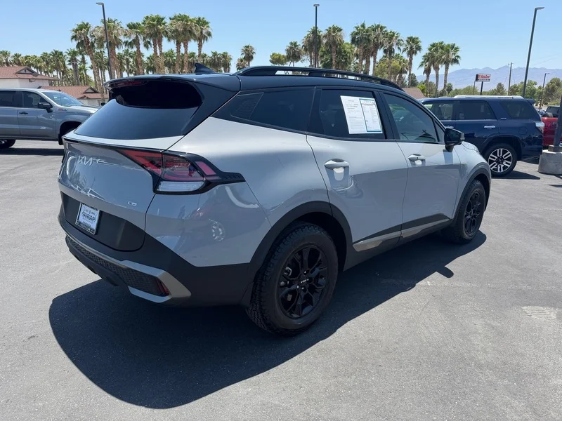 Used 2023 Wolf Gray/ebony B Kia X-Pro Prestige image 3