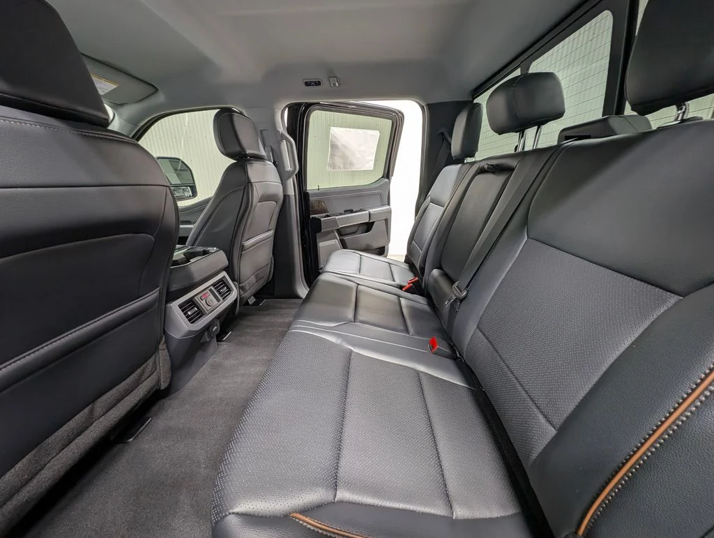 New 2026 Agate Black Metallic Ford F-250® Lariat® image 20