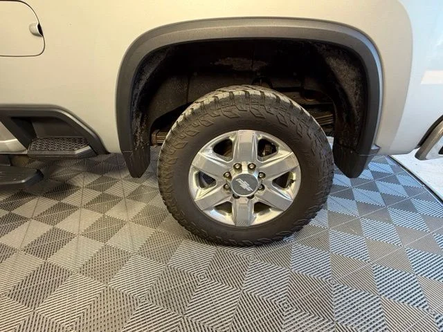 Used 2020 Silver Chevrolet LTZ image 49