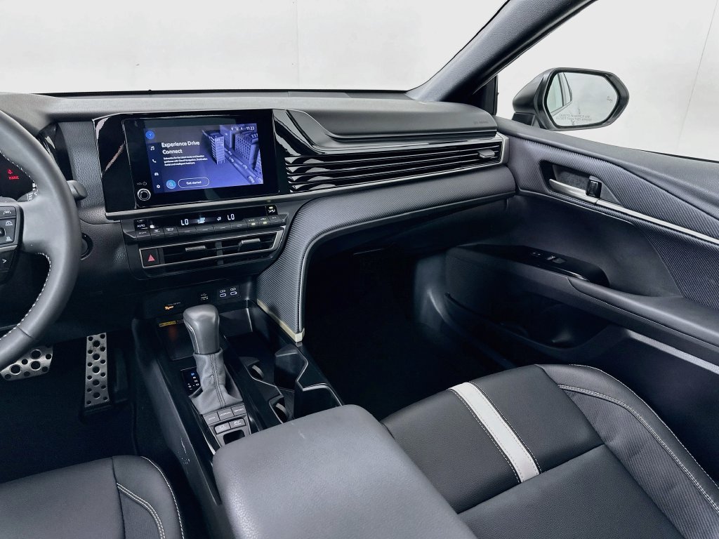 Used 2025 White Toyota SE image 23