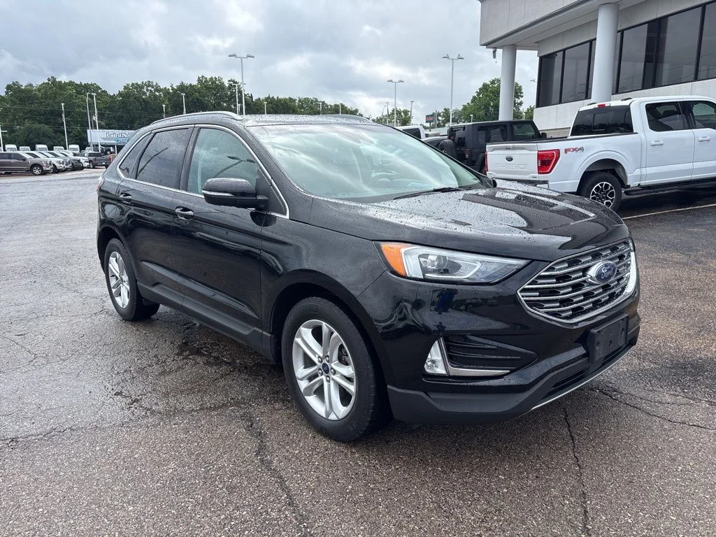 2020 Ford Edge SEL's photo