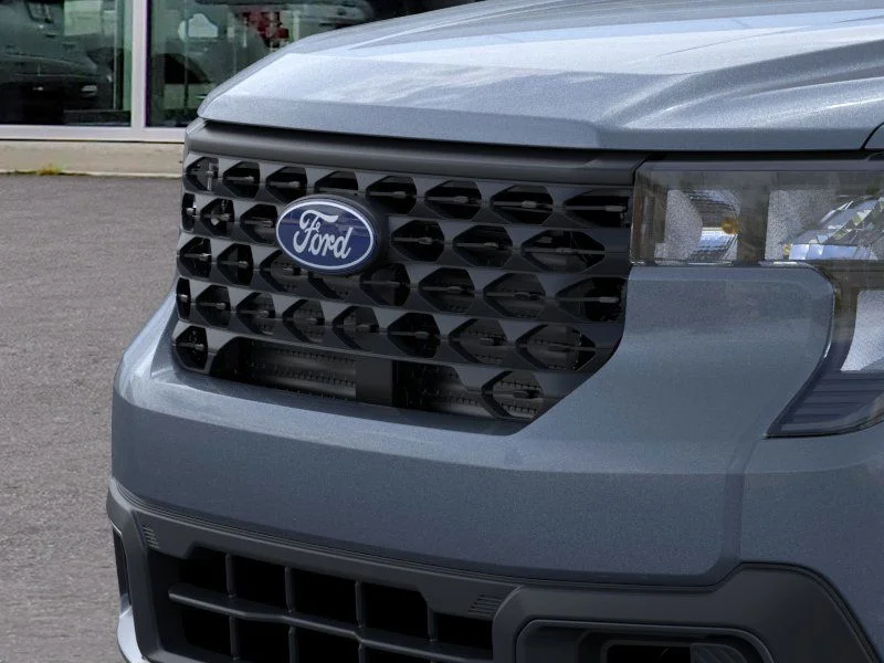 New 2025 Azure Gray Metallic Tri-Coat Ford XLT image 40
