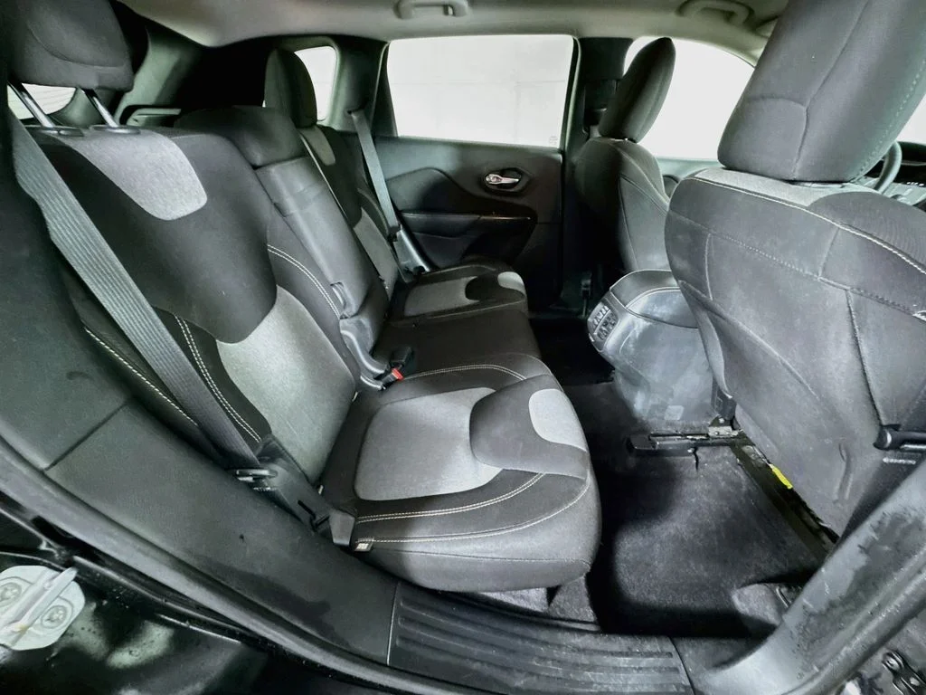 Used 2016 Black Jeep Sport image 32
