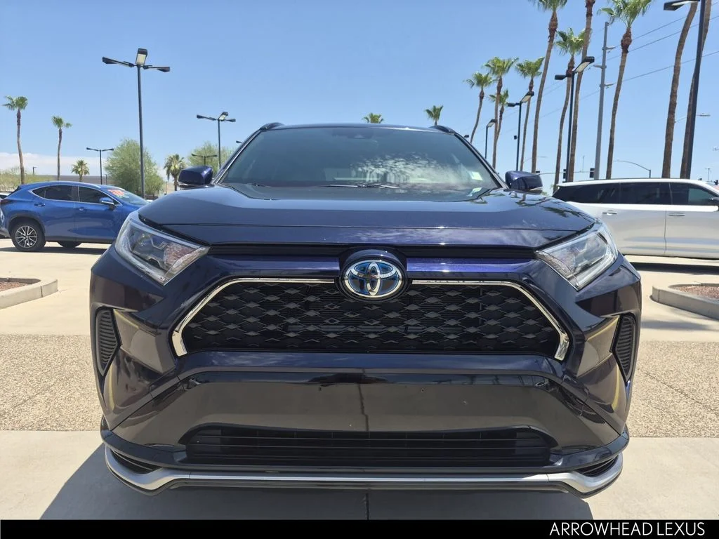 Used 2021 Blue Toyota SE image 9