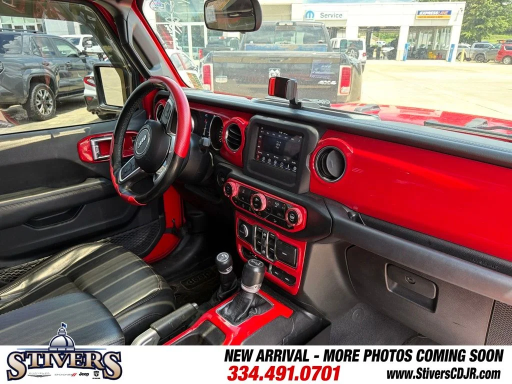 Used 2020 Red Jeep Unlimited Sahara Altitude image 16