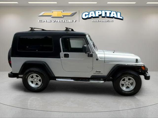 Used 2006 Silver Jeep Unlimited image 7