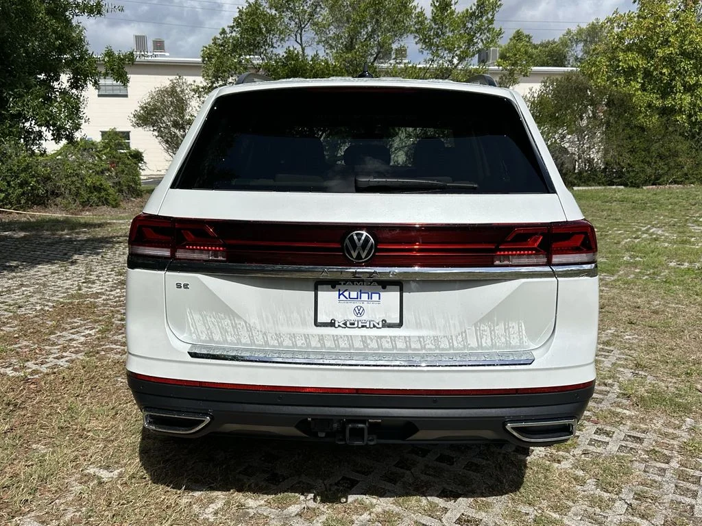 New 2026 White/off-white Volkswagen 2.0T SE w/Technology image 6