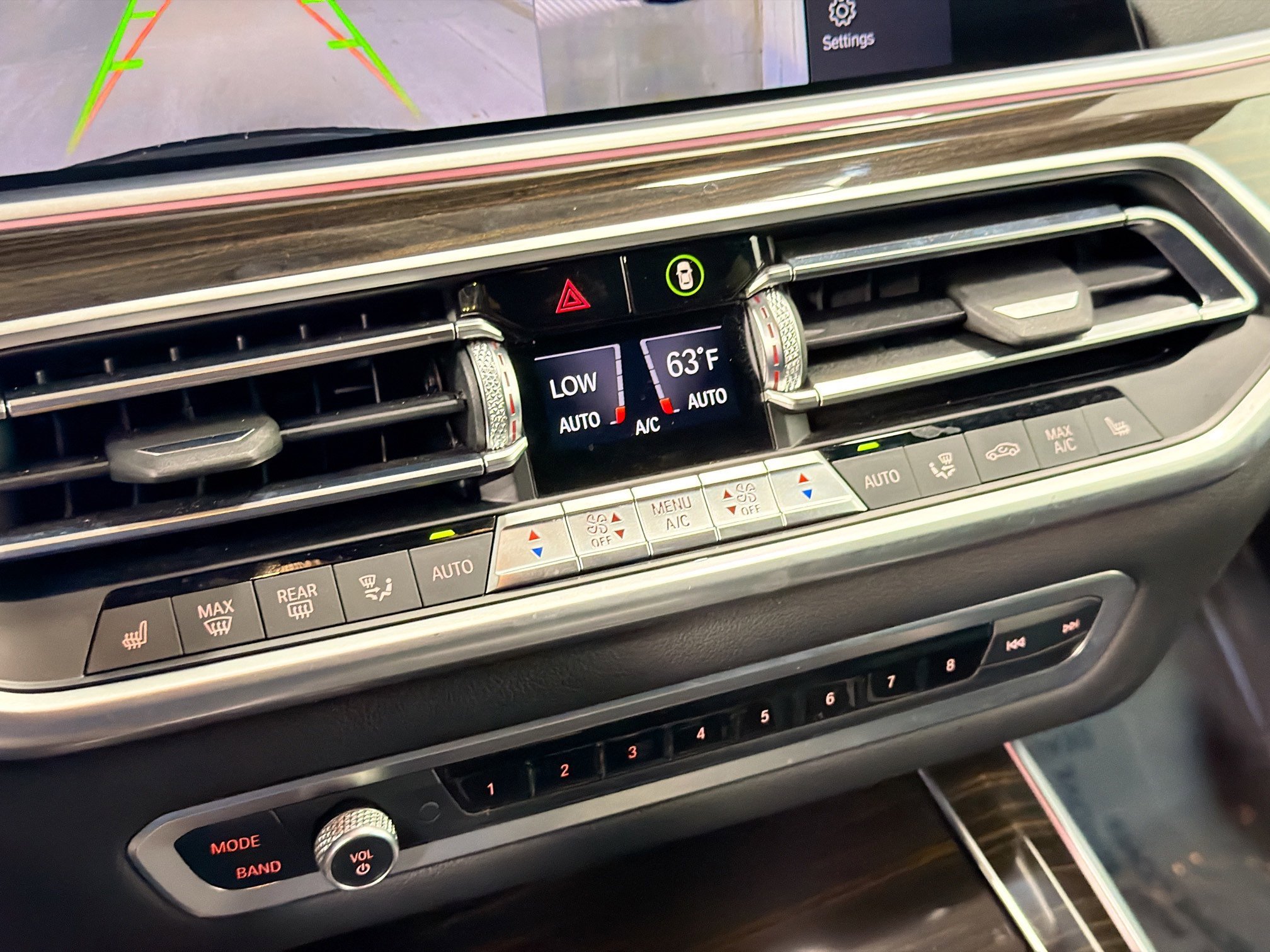 Used 2020 Jet Black BMW sDrive40i image 33