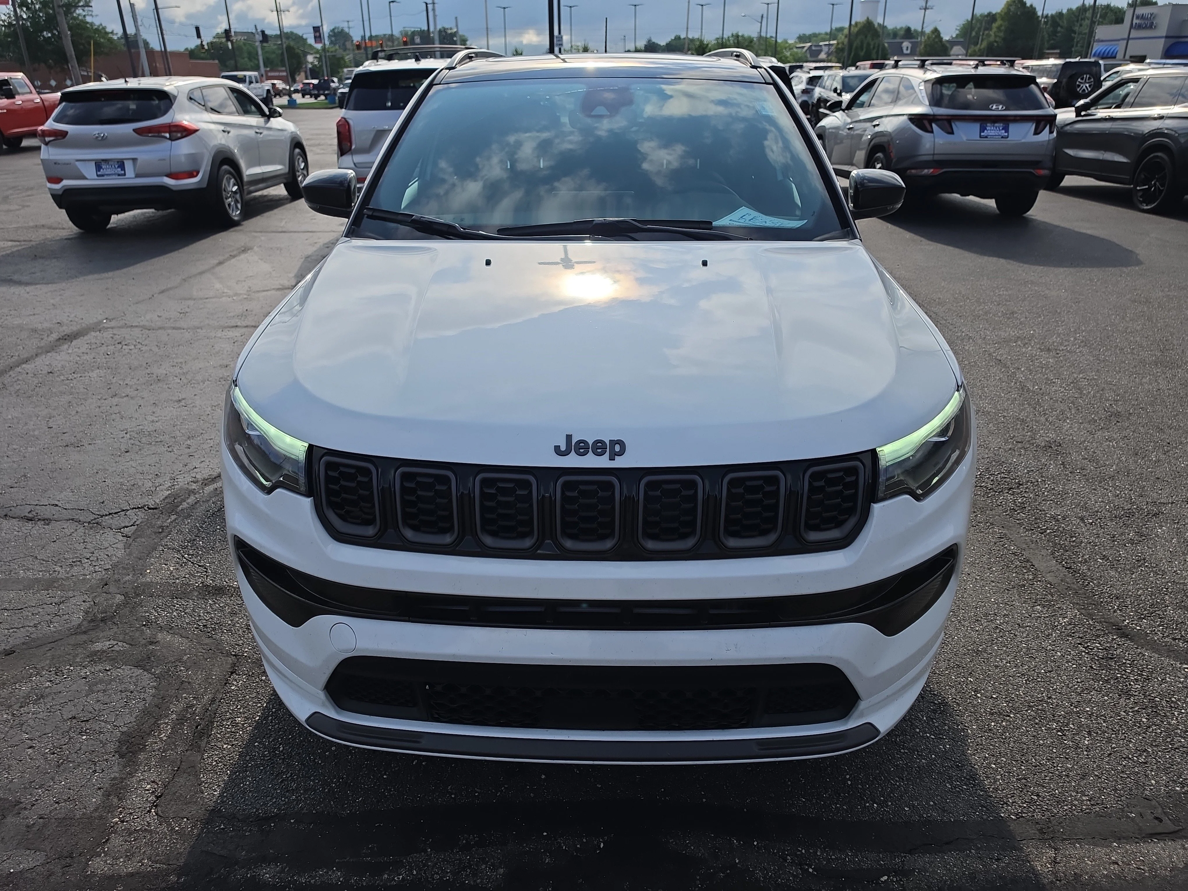 Used 2025 Bright White Clearcoat Jeep Limited image 8