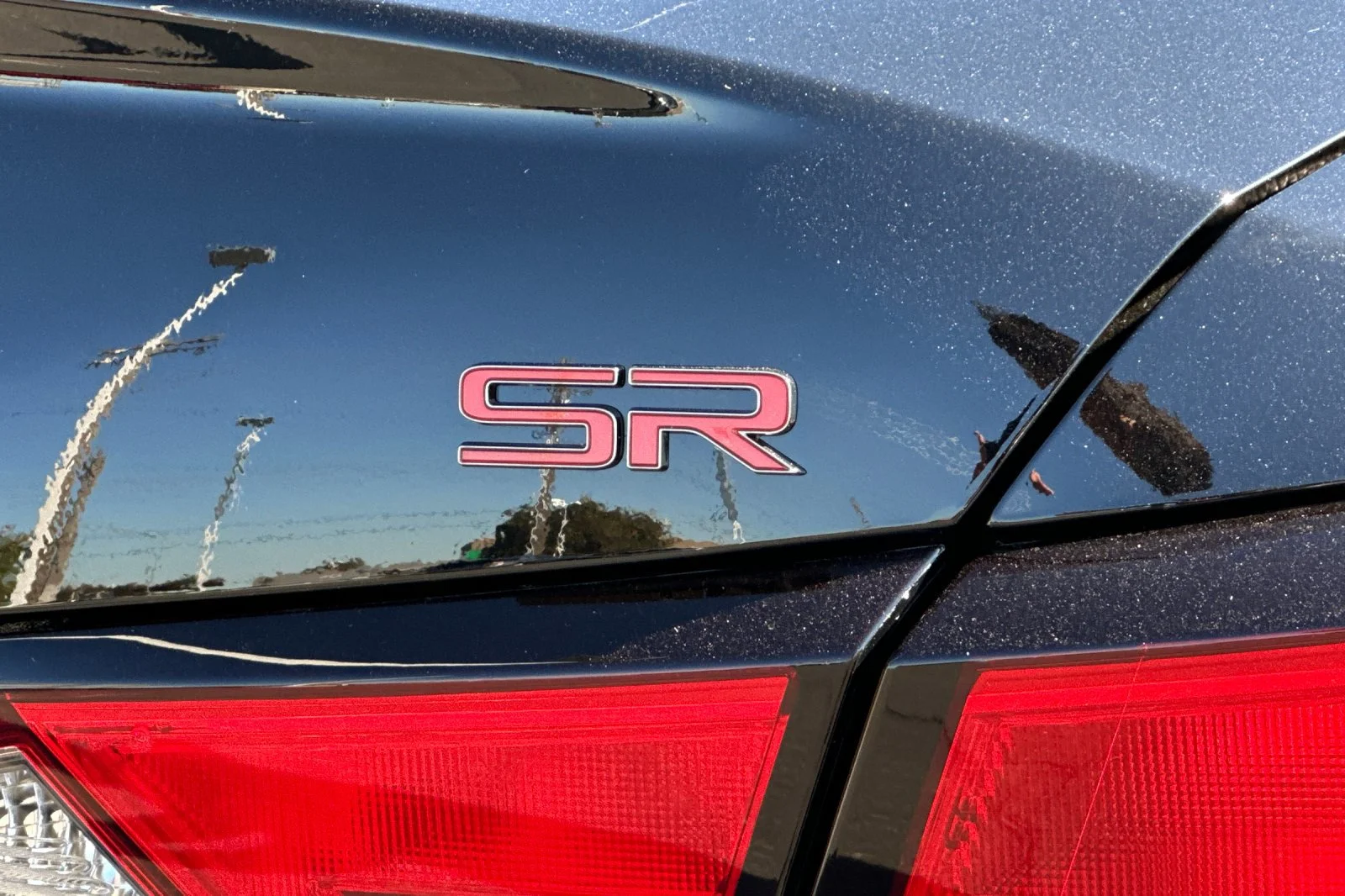 2025 Nissan Altima SR - Photo 25