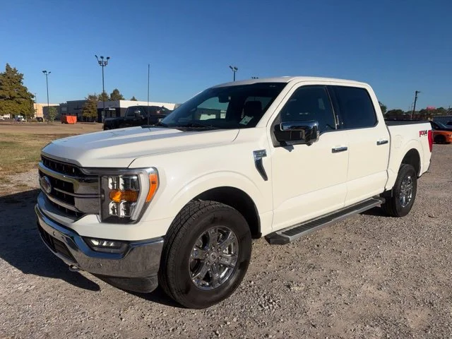Used 2022 White Ford Lariat image 5