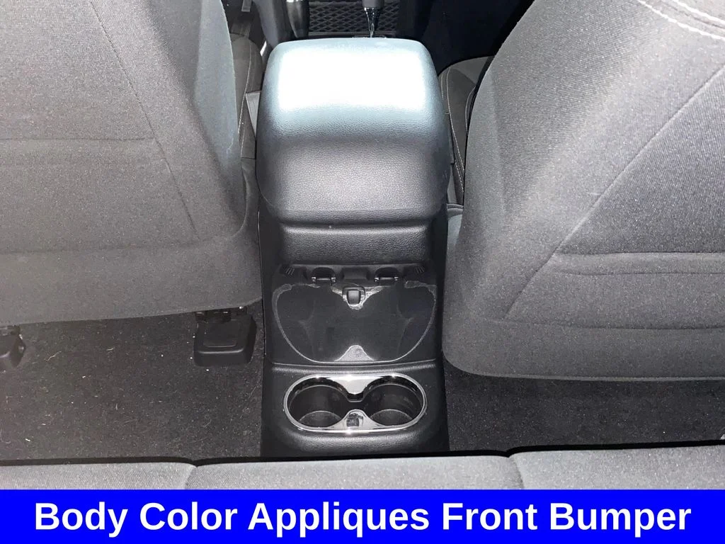 Used 2017 Purple Jeep Sahara image 11