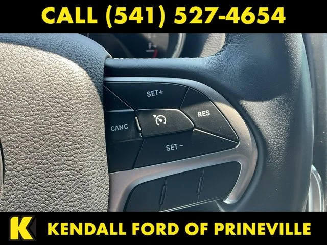 Used 2019 Bright White Clearcoat Jeep Laredo image 19