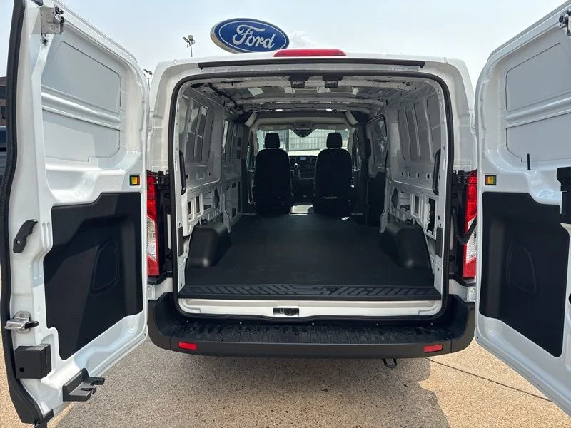 2025 Ford Transit Van Base - Photo 10