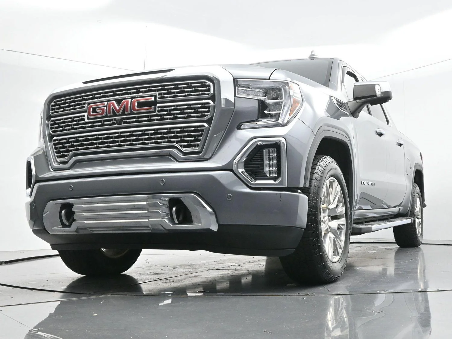 Used 2020 SATIN STEEL METALLIC GMC Denali image 48