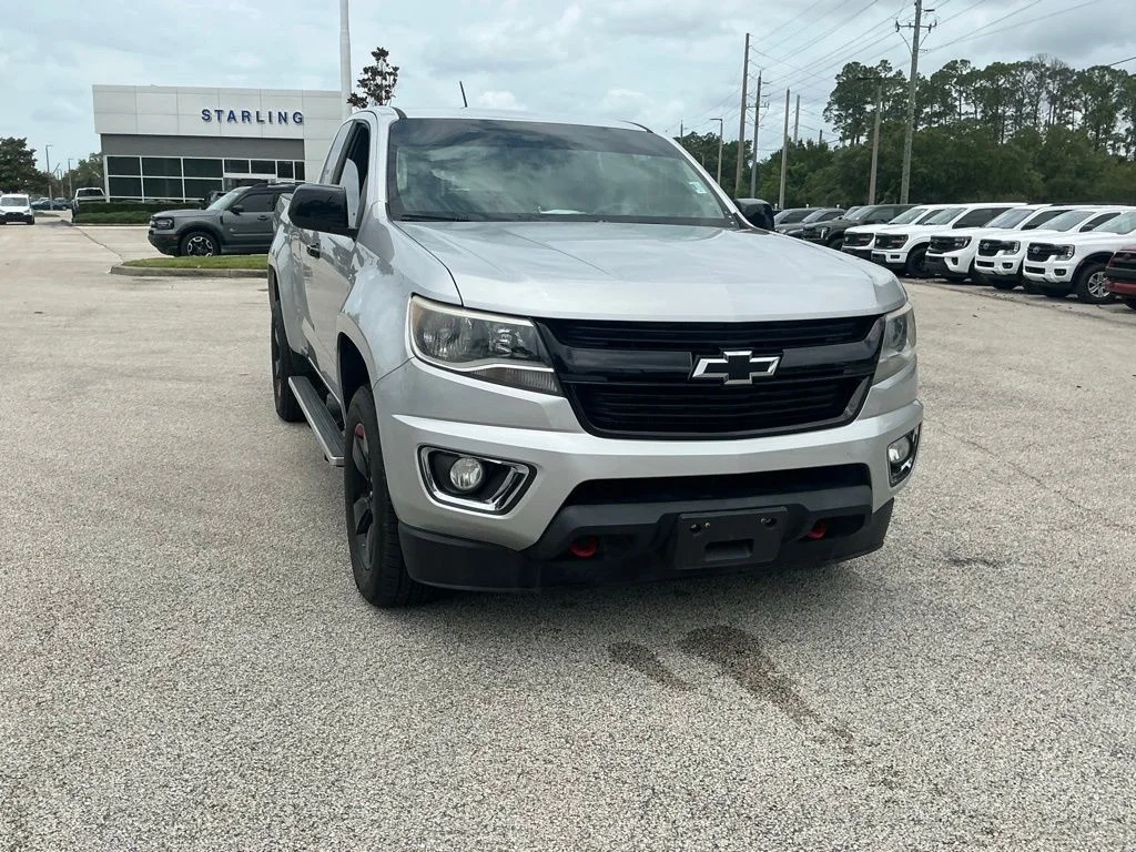 Used 2017 Silver Chevrolet LT image 22