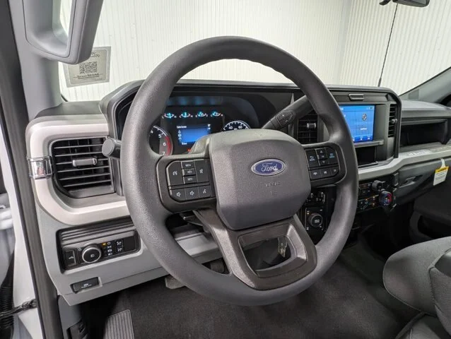 New 2026 Oxford White Ford F-250® XL image 46