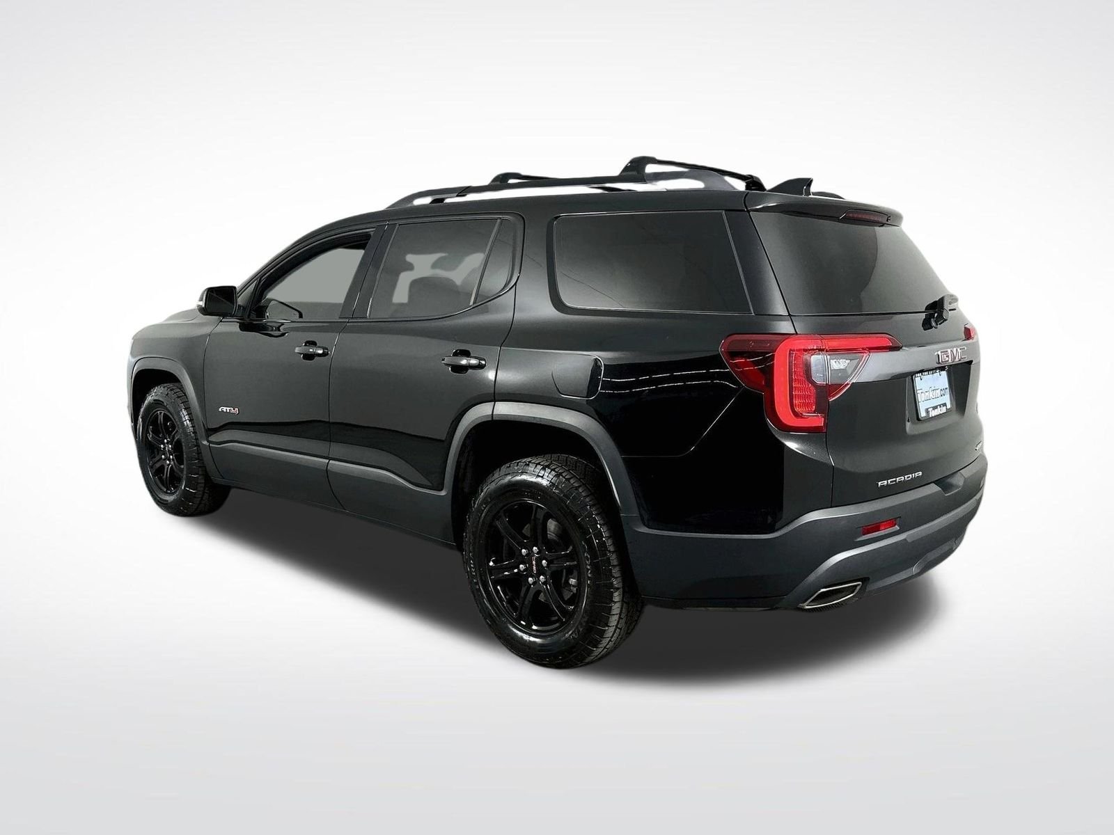 Used 2023 Ebony Twilight Metallic GMC AT4 image 5