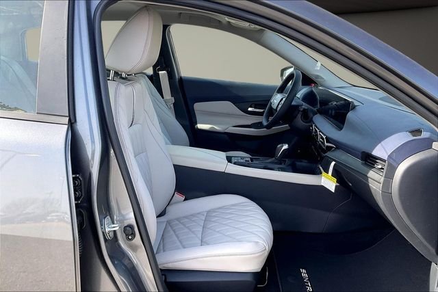 2026 Nissan Sentra SL - Photo 11