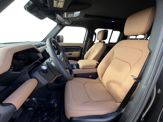 New 2026 Santorini Black Land Rover X-Dynamic SE image 10