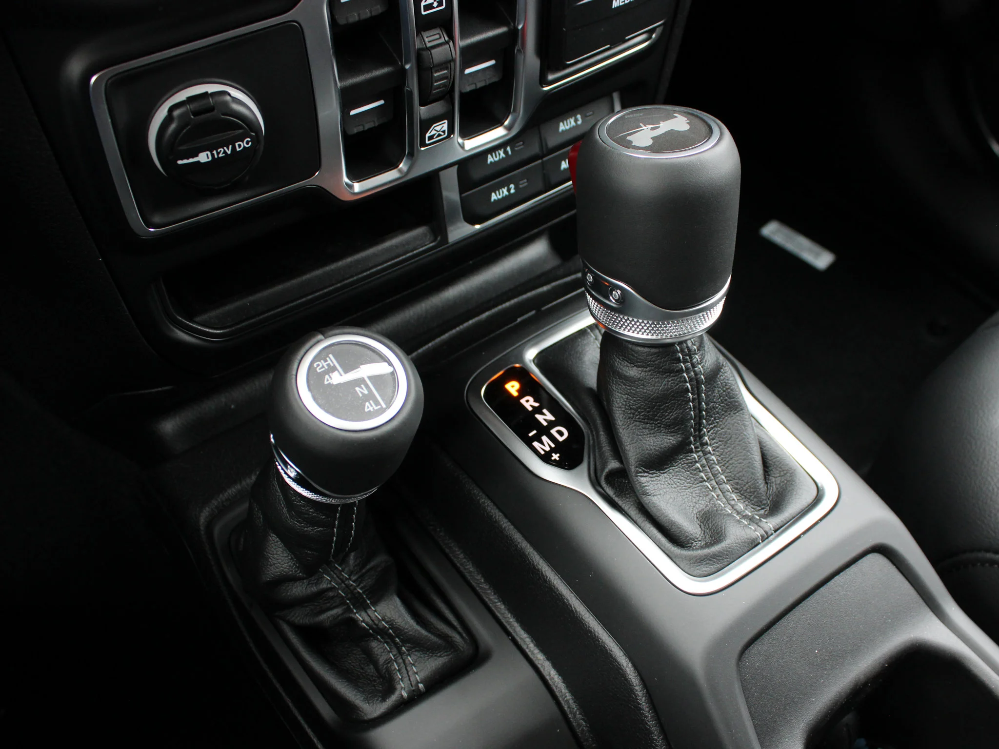 New 2026 Grey Jeep Sahara* image 22