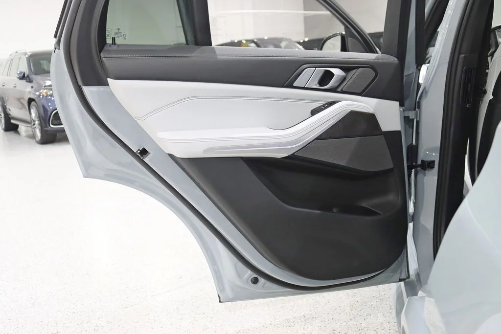 2025 BMW X5 xDrive50e