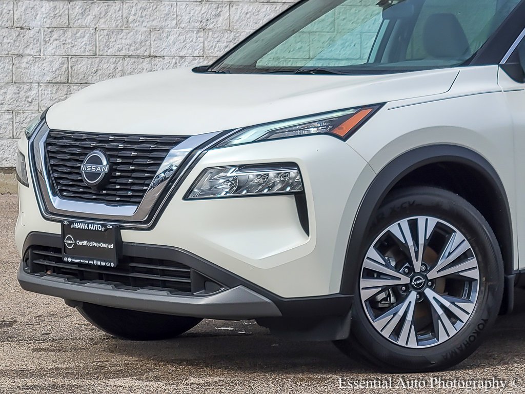 Certified Used 2023 Pearl White Tricoat Nissan SV image 2