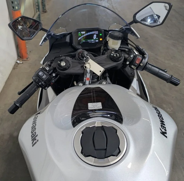 New 2027 GALAXY SILVER Kawasaki ABS image 9
