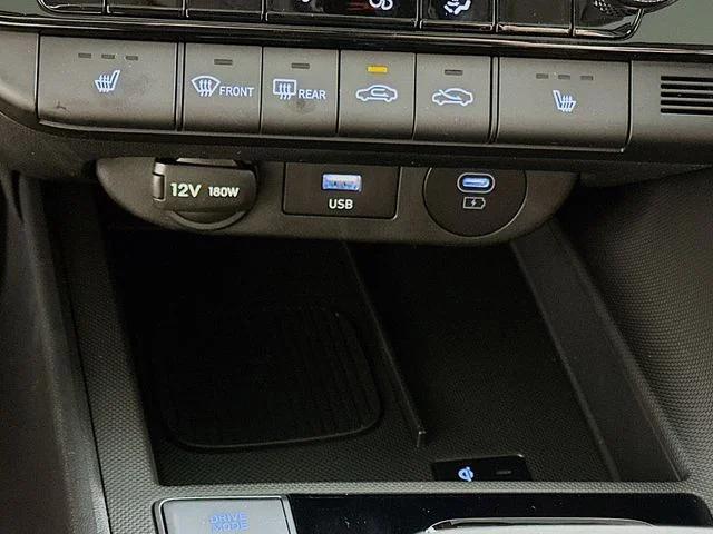 New 2026 Hyundai ELANTRA Limited