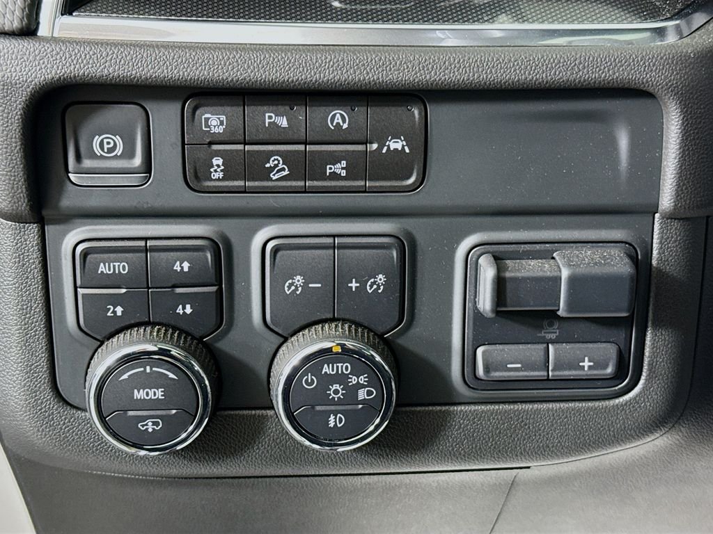 Used 2025 Beige Chevrolet RST image 11