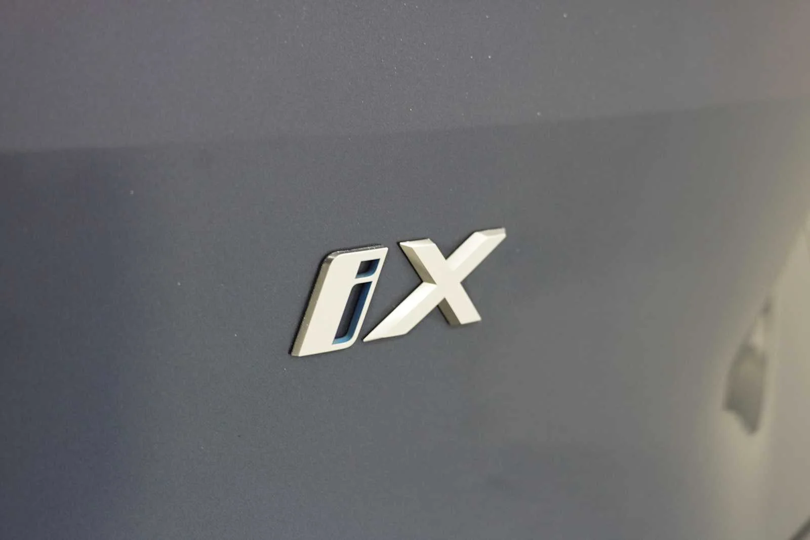 Certified Used 2024 Phytonic Blue Metallic BMW xDrive50 image 9