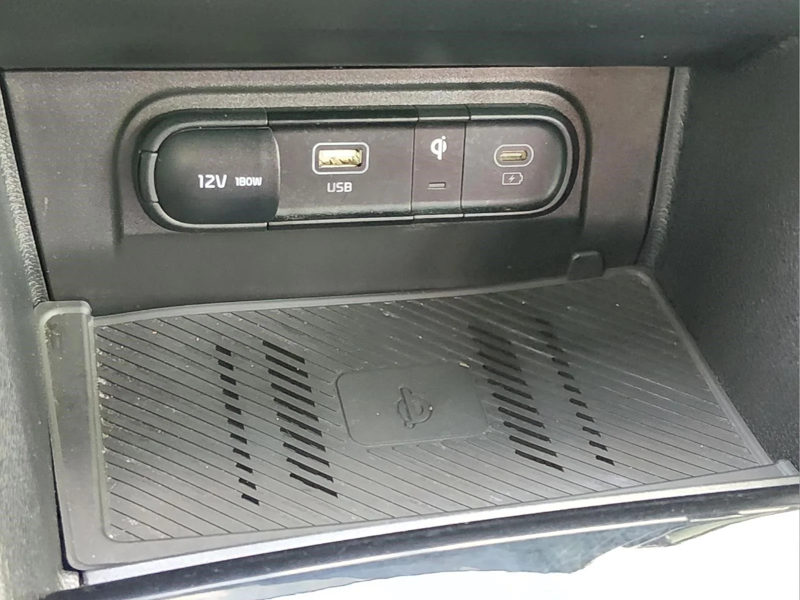 Used 2024 Wolf Gray Kia SX-Prestige image 29