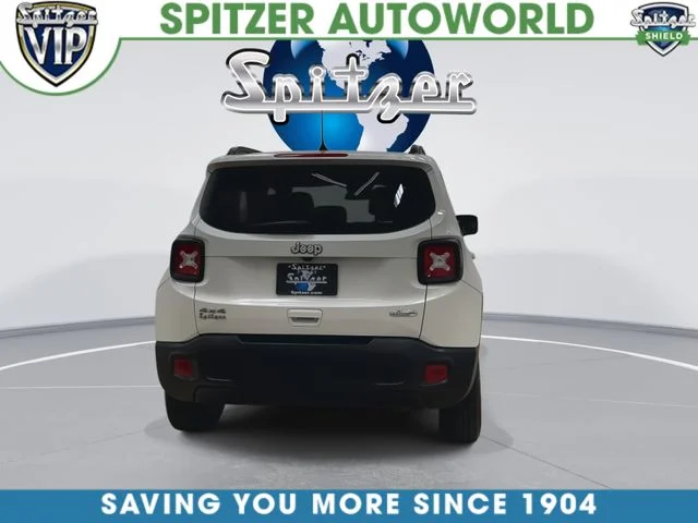 Used 2019 White Jeep Latitude image 8
